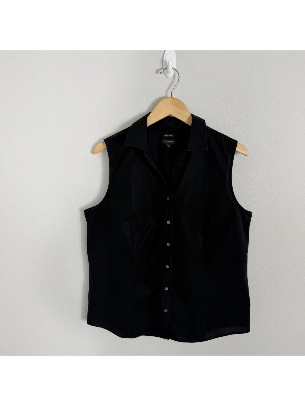 Talbots Wrinkle Resistant Black Sleeveless Top Button Front Sz 16 Cotton No Iron